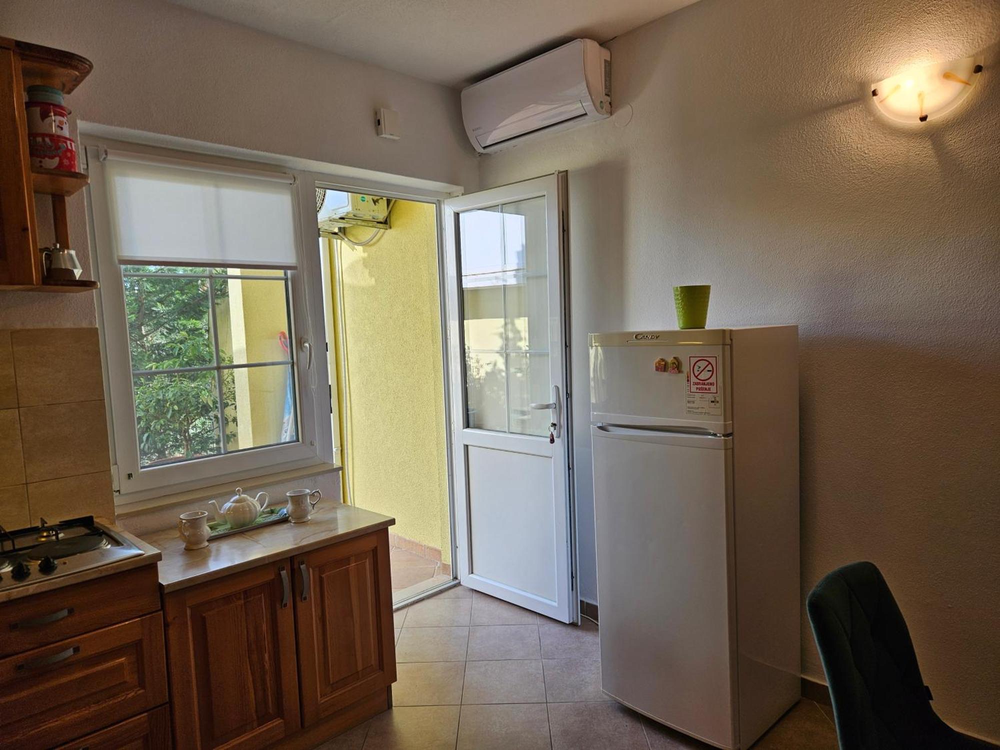 Apartmani Natasa Lokva Rogoznica Ngoại thất bức ảnh